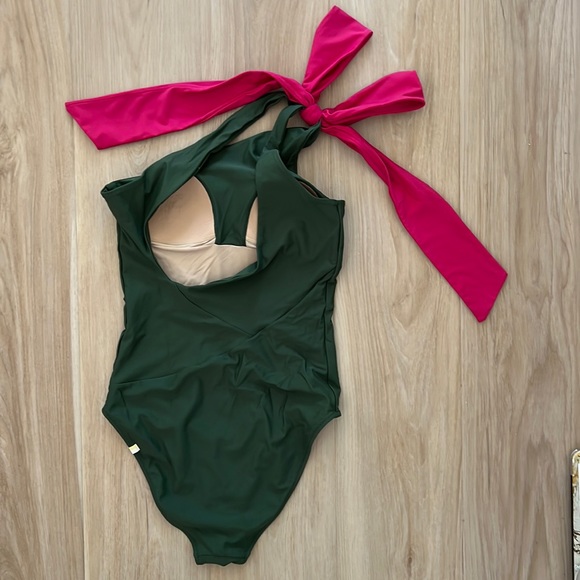 Never worn Summersalt Bow Shoulder Sidestroke one piece - Picture 2 of 3